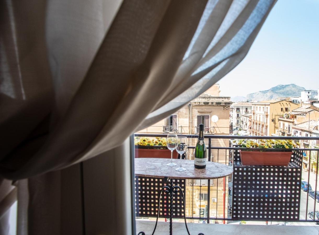 Central Station Apartments - Fanale Rentals パレルモ エクステリア 写真