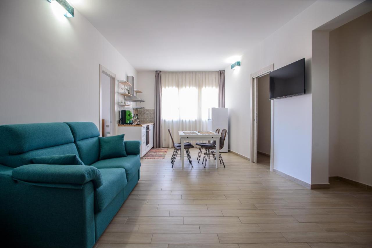 Central Station Apartments - Fanale Rentals パレルモ エクステリア 写真