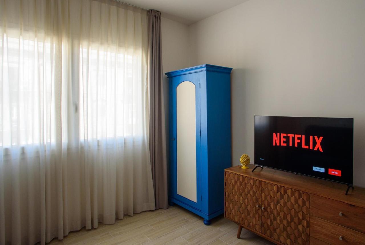 Central Station Apartments - Fanale Rentals パレルモ エクステリア 写真