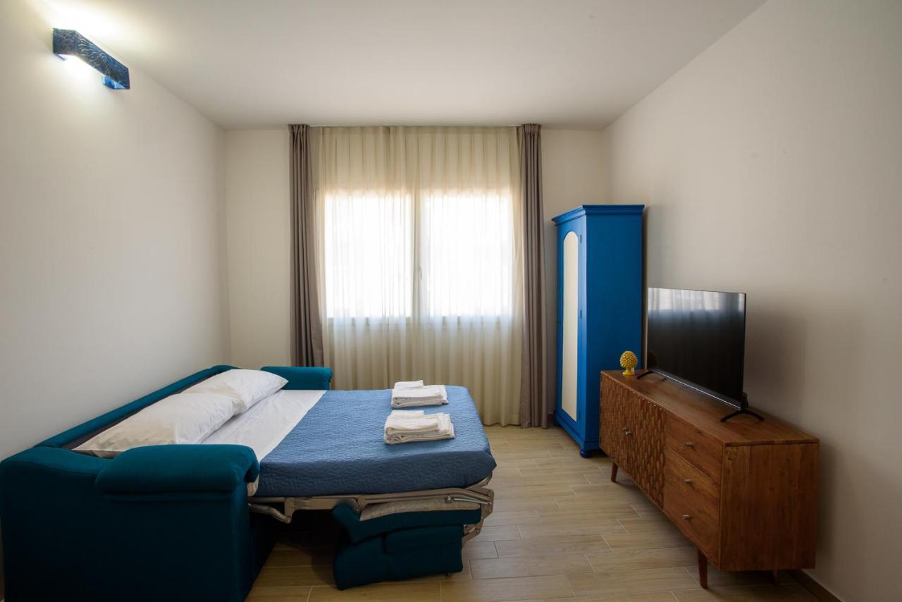 Central Station Apartments - Fanale Rentals パレルモ エクステリア 写真