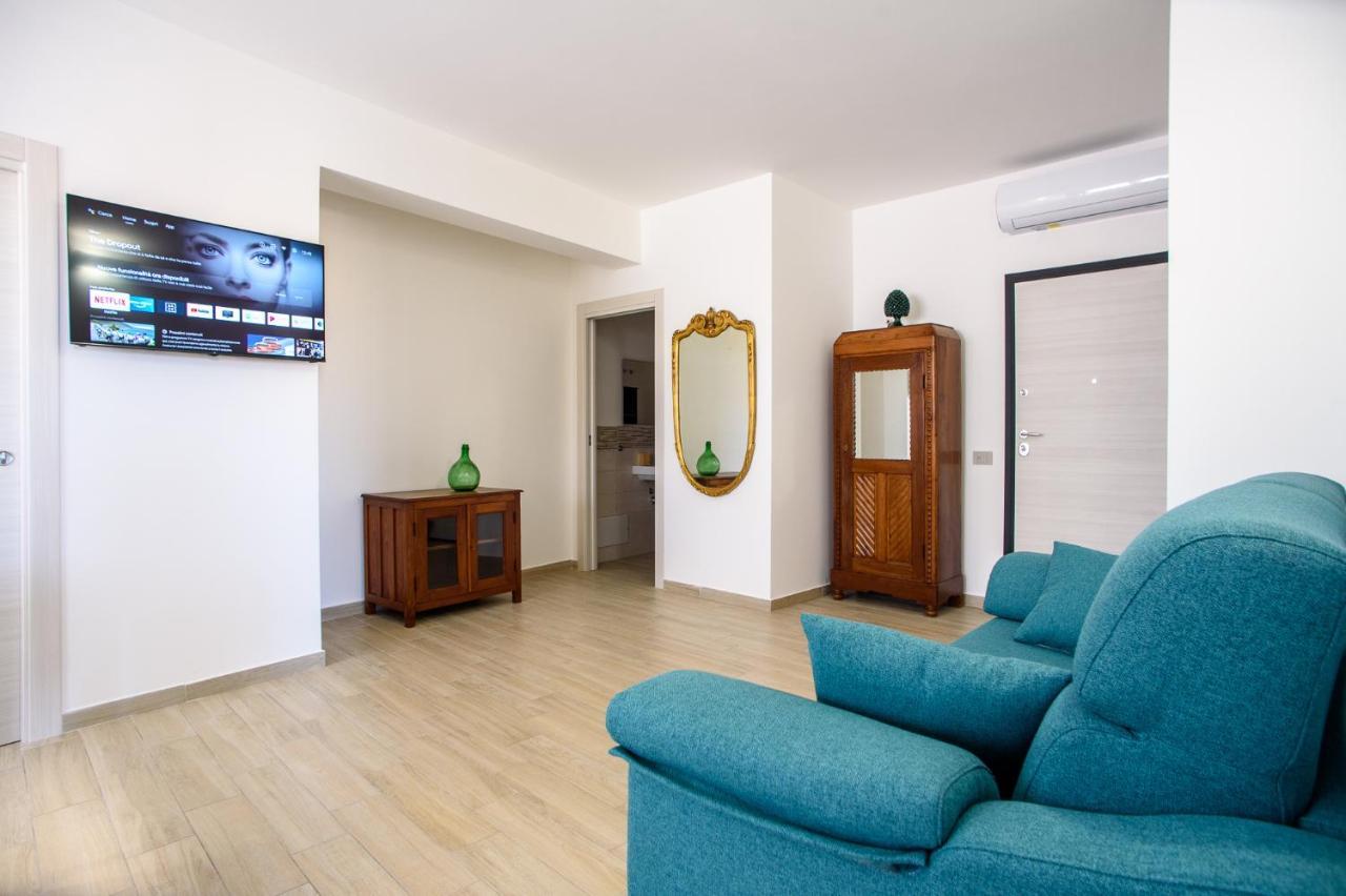 Central Station Apartments - Fanale Rentals パレルモ エクステリア 写真